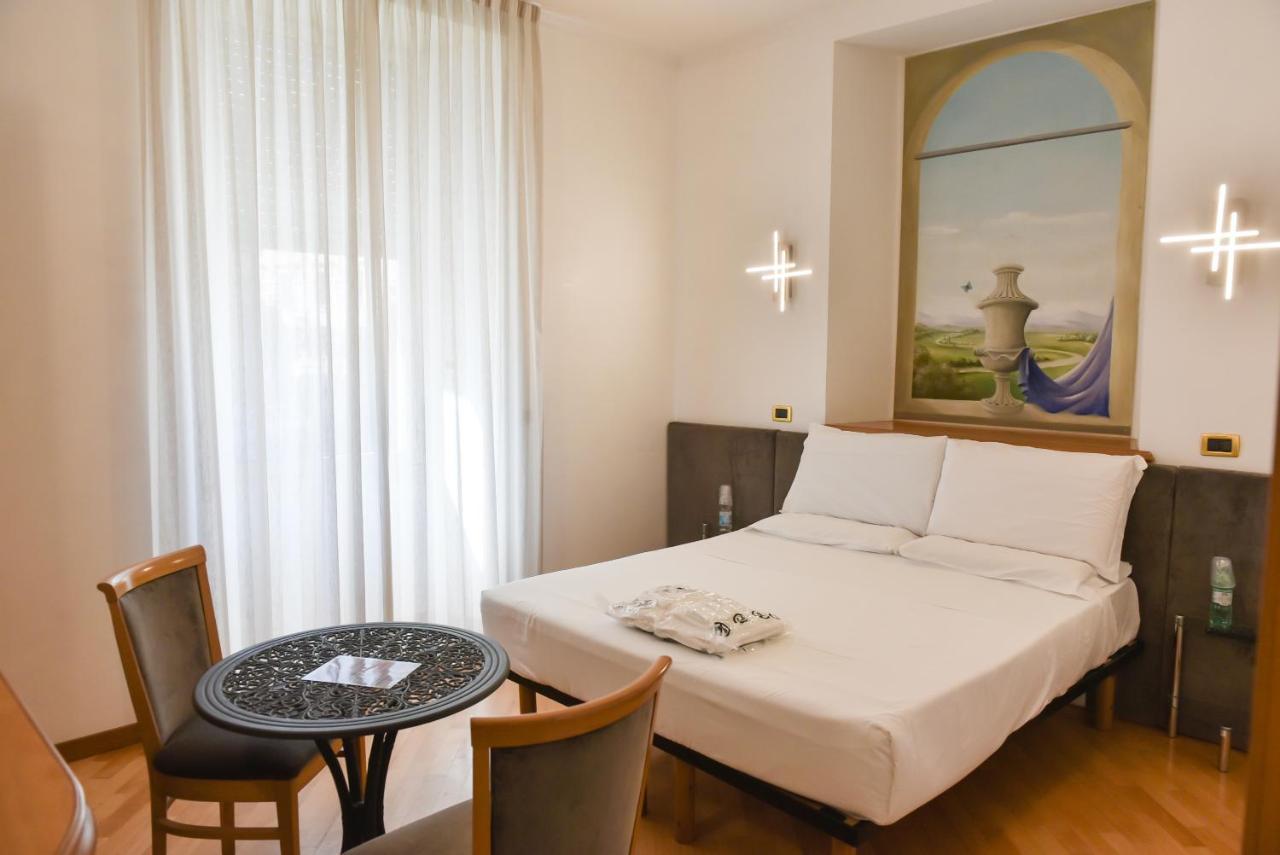 Hotel Regina Margherita Roma Exterior foto